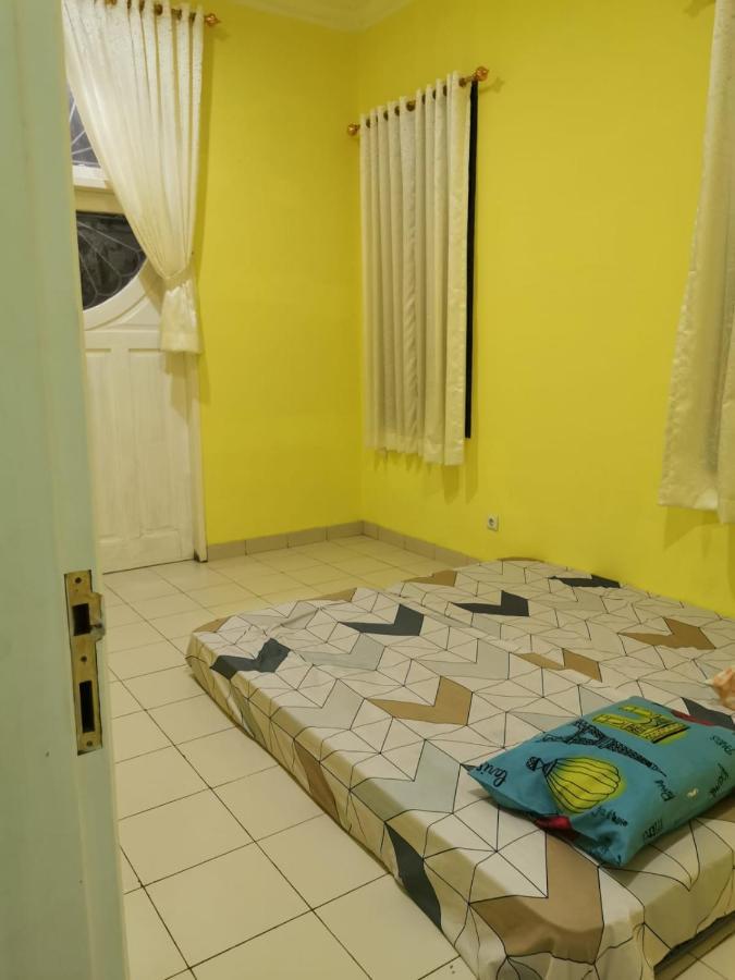 Villa Wubao Kota Bunga 3 Kamar Harga Budget Cinengangirang Exteriör bild